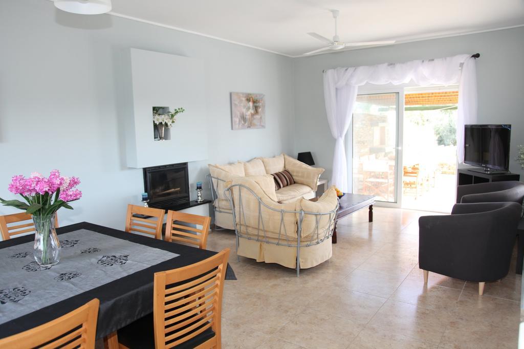 Afroditi-villa-3, Private Pool, Sea And Golf *